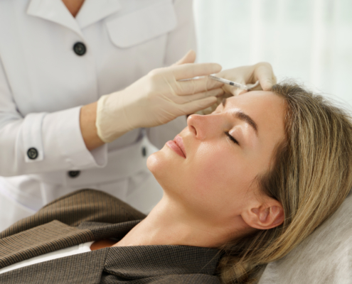 Acide hyaluronique ou botox pour combattre les rides ?