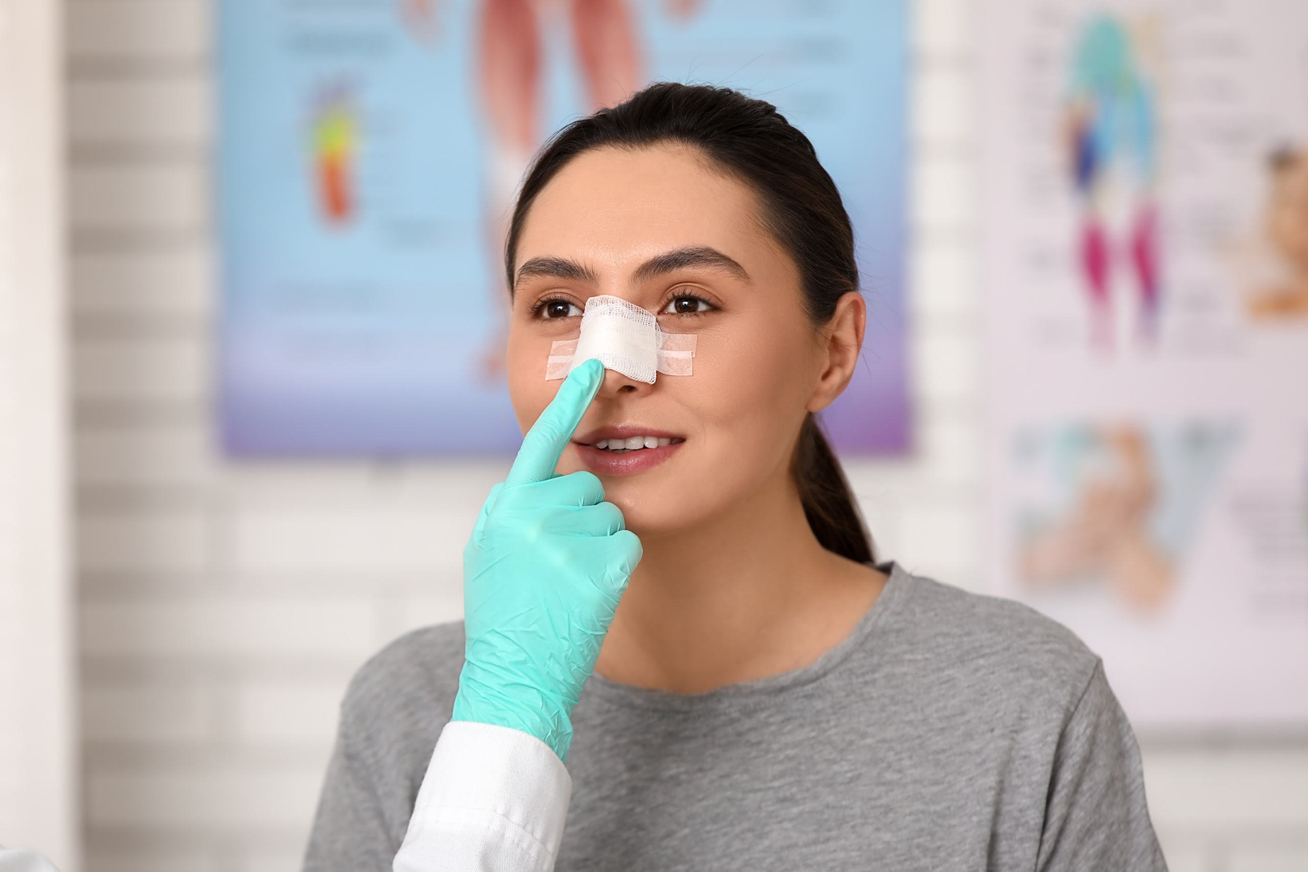 Œdème et ecchymoses après une rhinoplastie